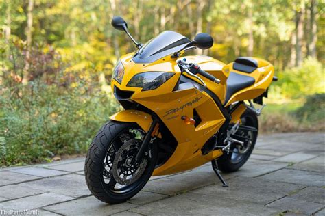 triumph daytona 650 for sale.